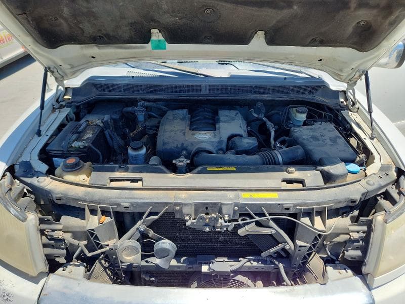 2005 NISSAN TITAN XE