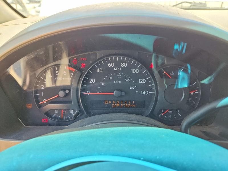 2005 NISSAN TITAN XE
