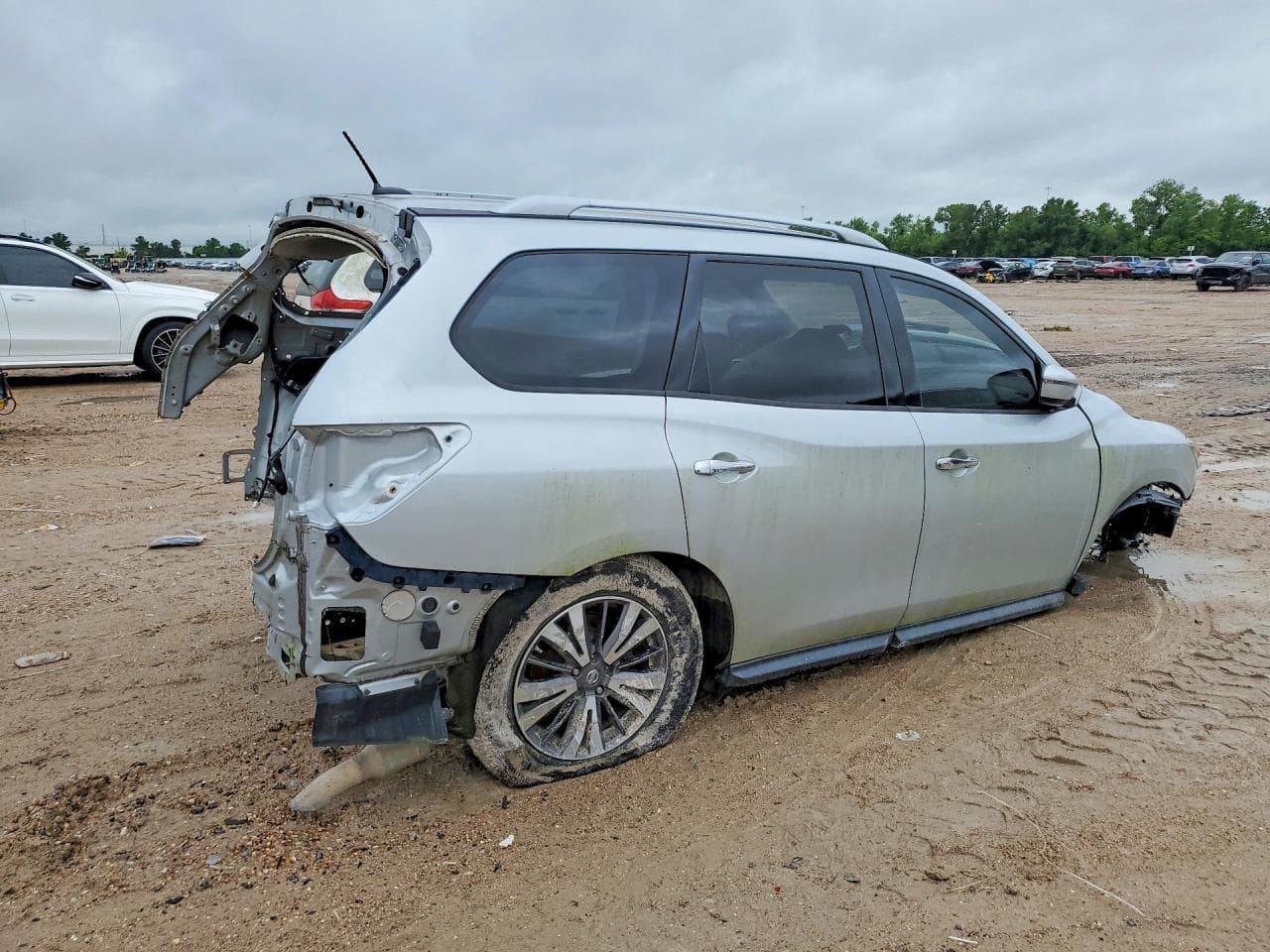 2018 Nissan Pathfinder Sv