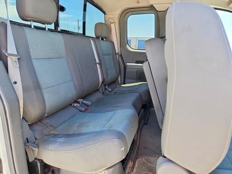 2005 NISSAN TITAN XE
