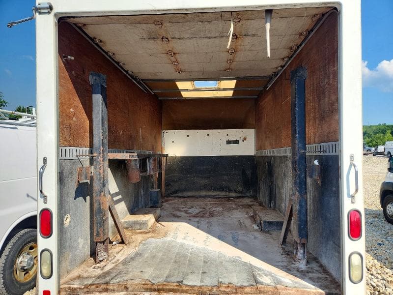 2012 CHEVROLET EXPRESS DELIVERY TRUCK