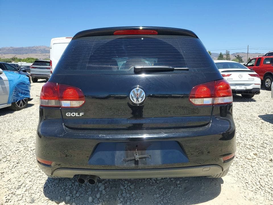 2013 VOLKSWAGEN GOLF