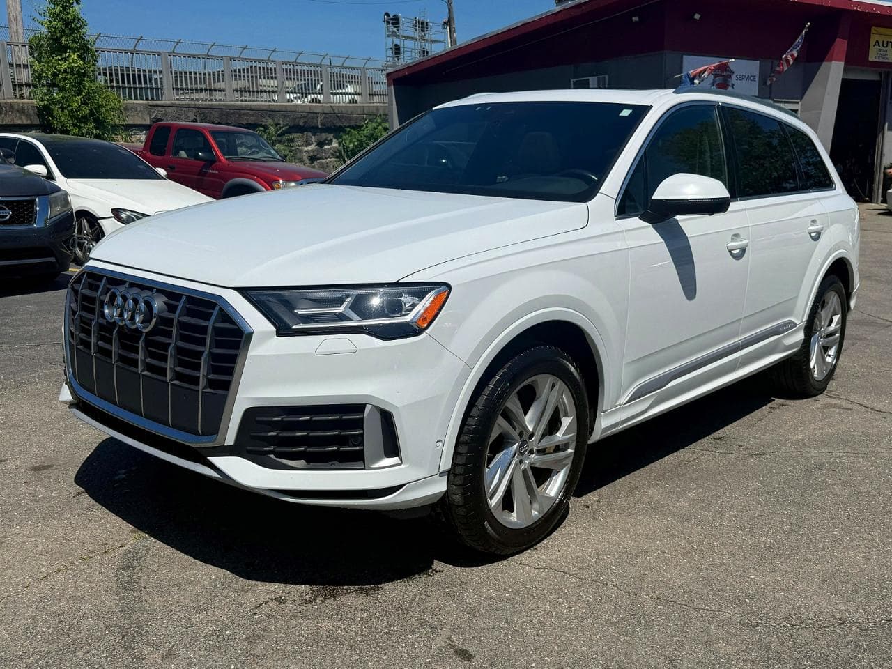 2020 Audi Q7 Premium Plus