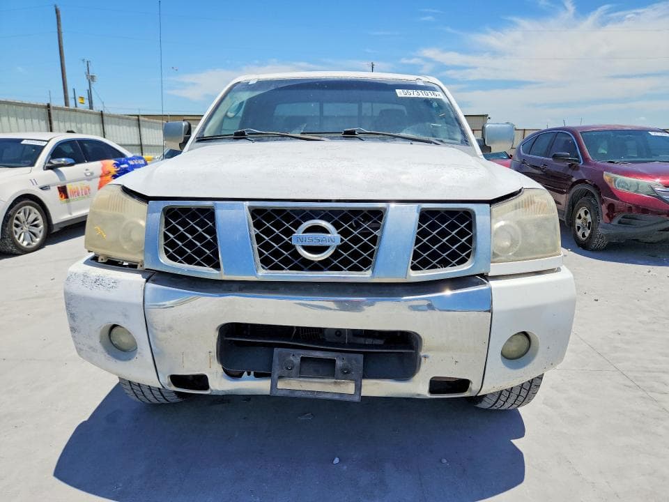 2005 NISSAN TITAN XE