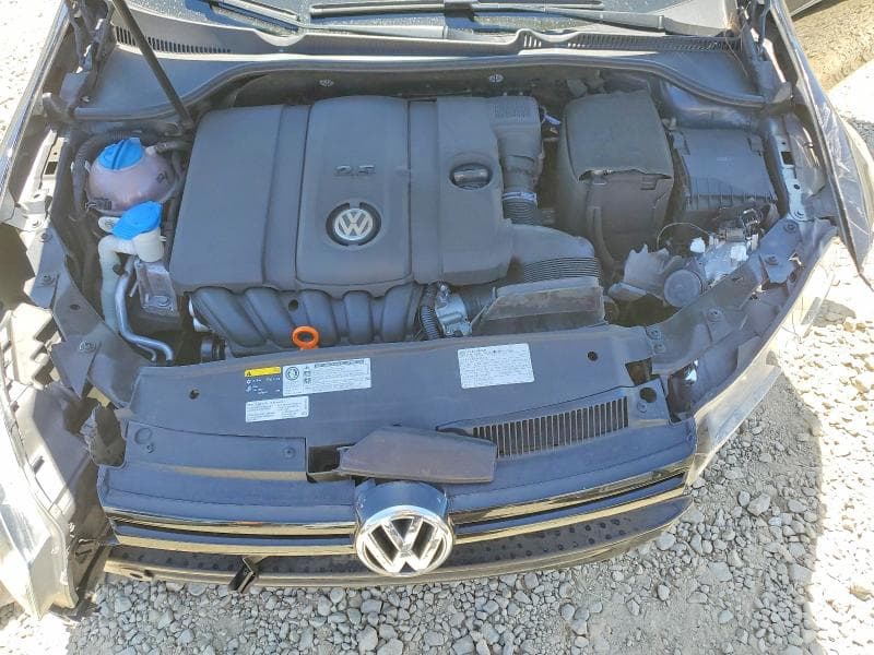 2013 VOLKSWAGEN GOLF