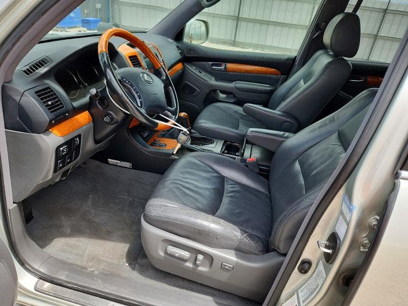2004 LEXUS GX 470