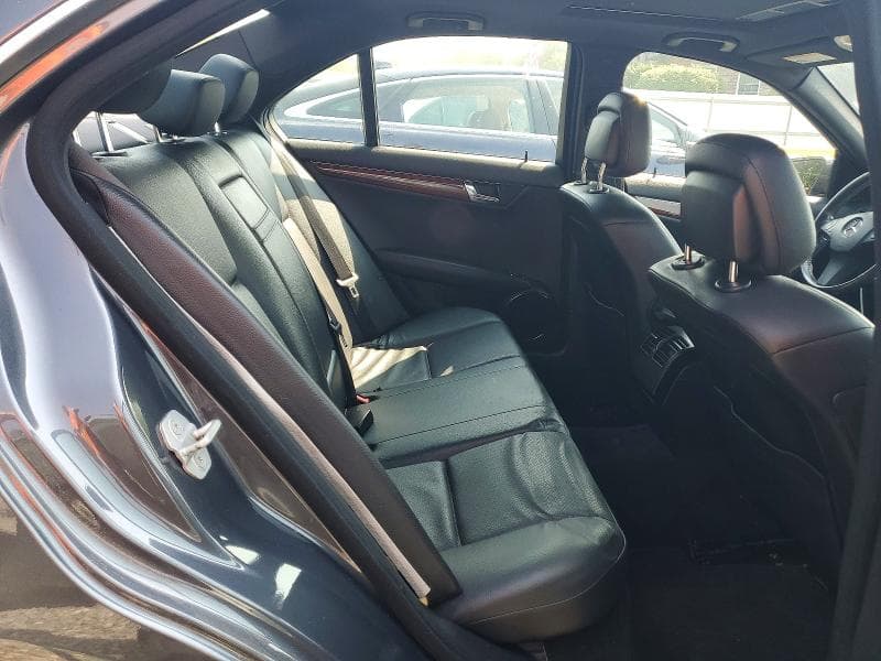 2011 MERCEDES-BENZ C 300 4MATIC