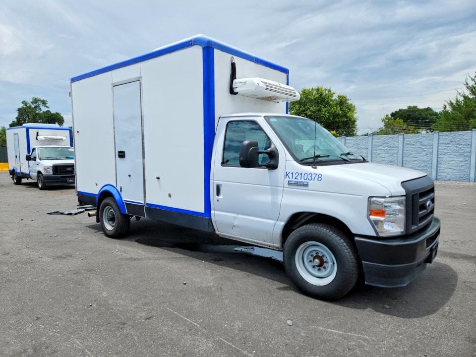 2023 FORD E350 REFRIGERATED BOX TRUCK