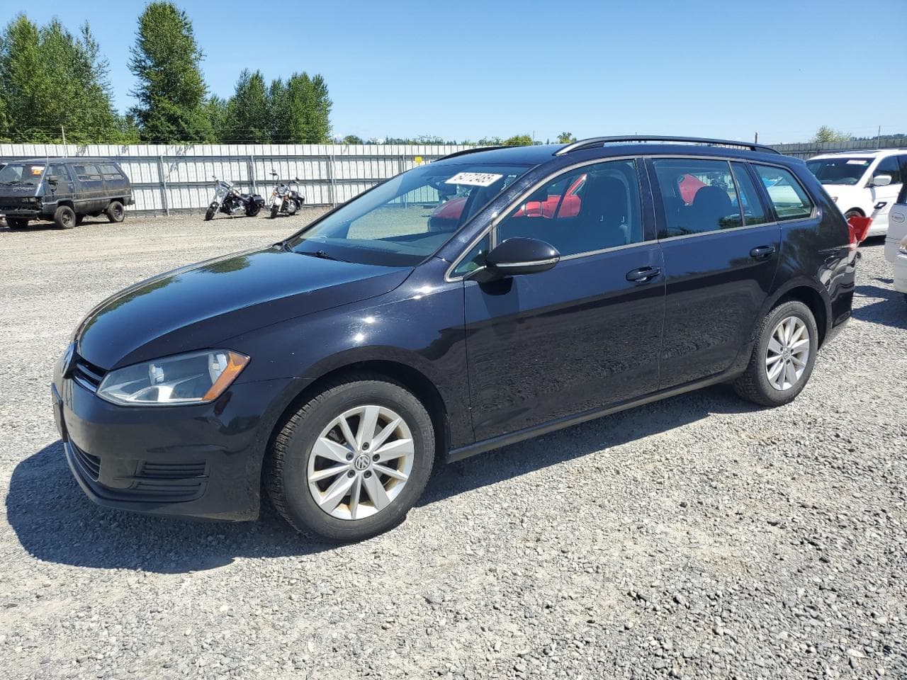 2015 Volkswagen Golf Sportwagen S