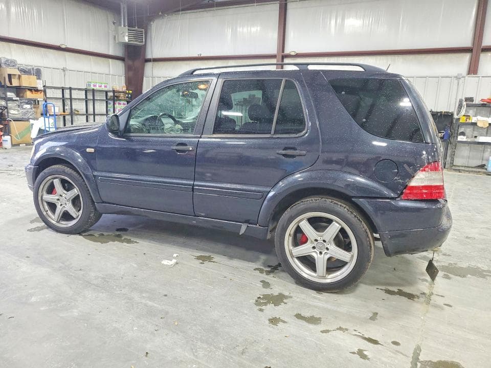 2001 MERCEDES-BENZ ML 55