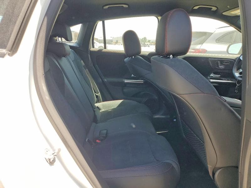 2023 MERCEDES-BENZ GLA 35 AMG