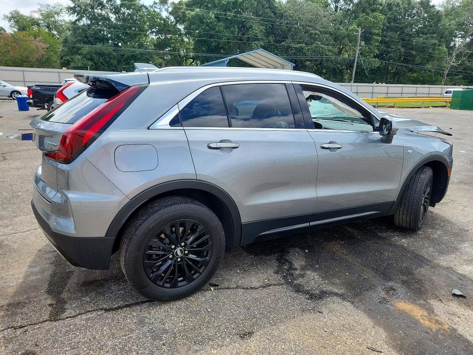 2024 CADILLAC XT4 PREMIUM LUXURY