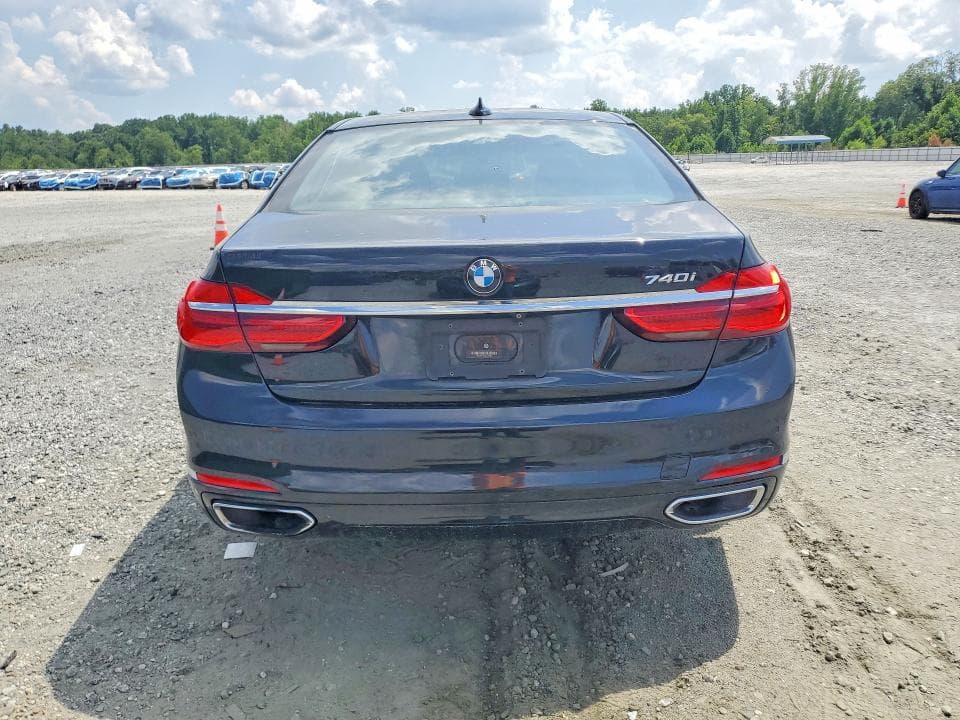 2016 BMW 740 I