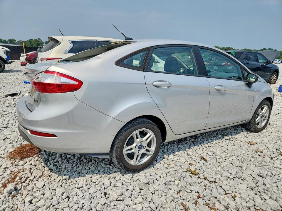 2017 FORD FIESTA SE