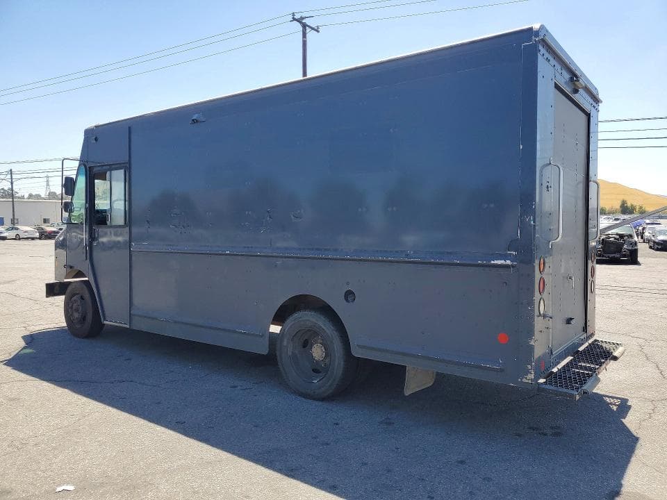 2021 FREIGHTLINER CHASSIS M LINE WALK-IN VAN