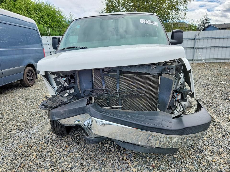 2015 CHEVROLET EXPRESS G3500 LT