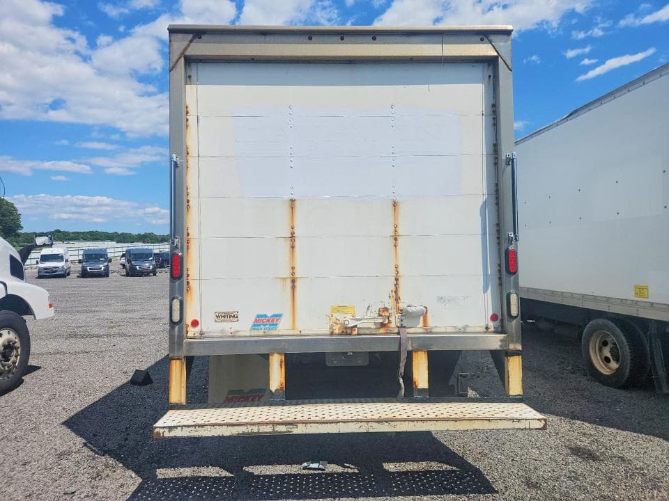 2015 CHEVROLET EXPRESS BOX TRUCK