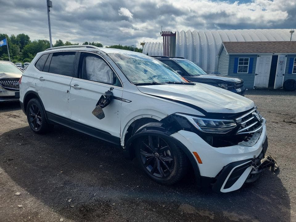 2024 VOLKSWAGEN TIGUAN SE