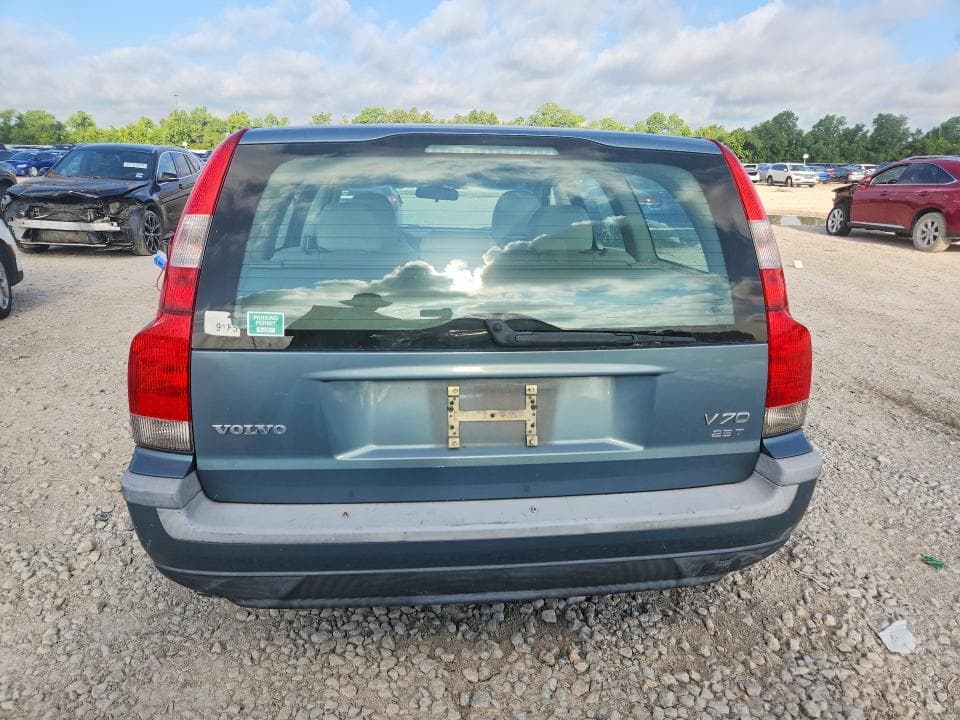 2004 VOLVO V70 FWD