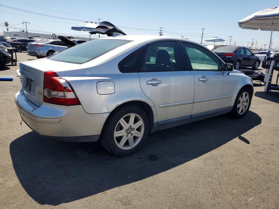 2006 VOLVO S40 2.4I
