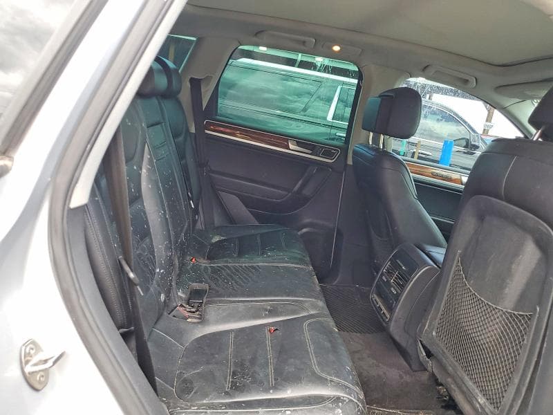 2012 VOLKSWAGEN TOUAREG V6 TDI
