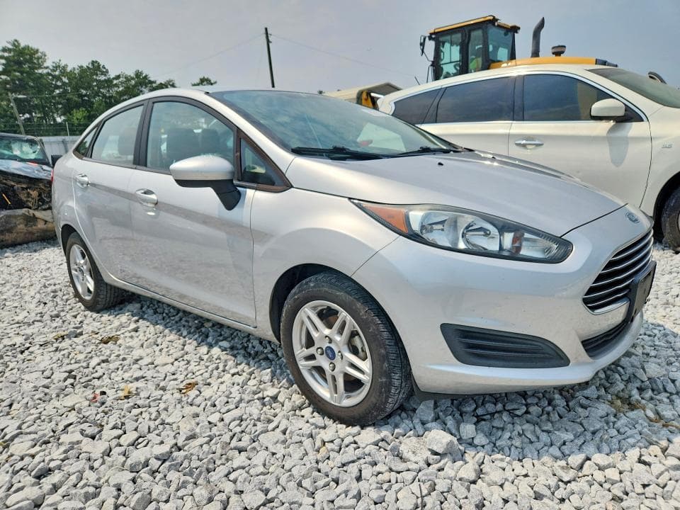 2017 FORD FIESTA SE