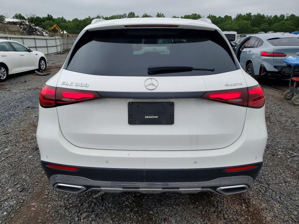 2025 MERCEDES-BENZ GLC 300 4MATIC