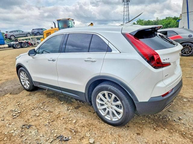2023 CADILLAC XT4 LUXURY