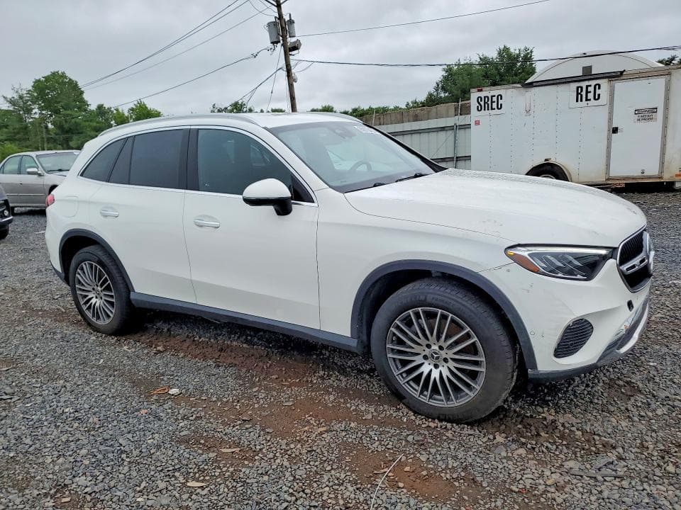 2025 MERCEDES-BENZ GLC 300 4MATIC