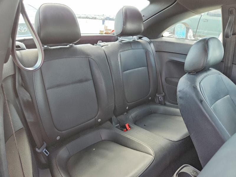 2017 VOLKSWAGEN BEETLE 1.8T