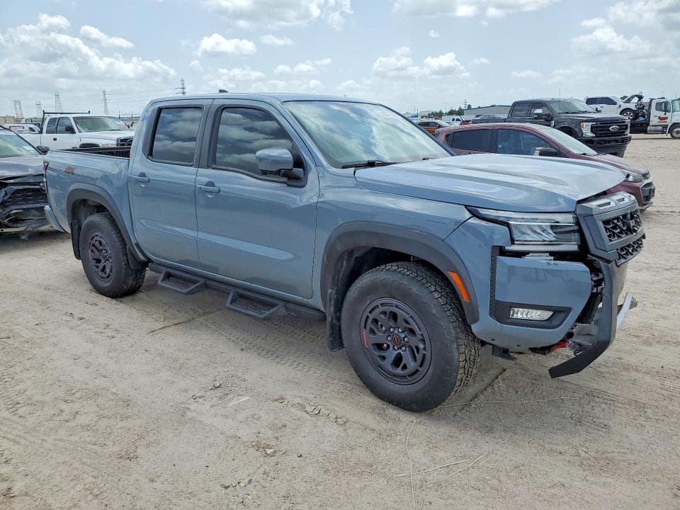 2025 NISSAN FRONTIER PRO-4X