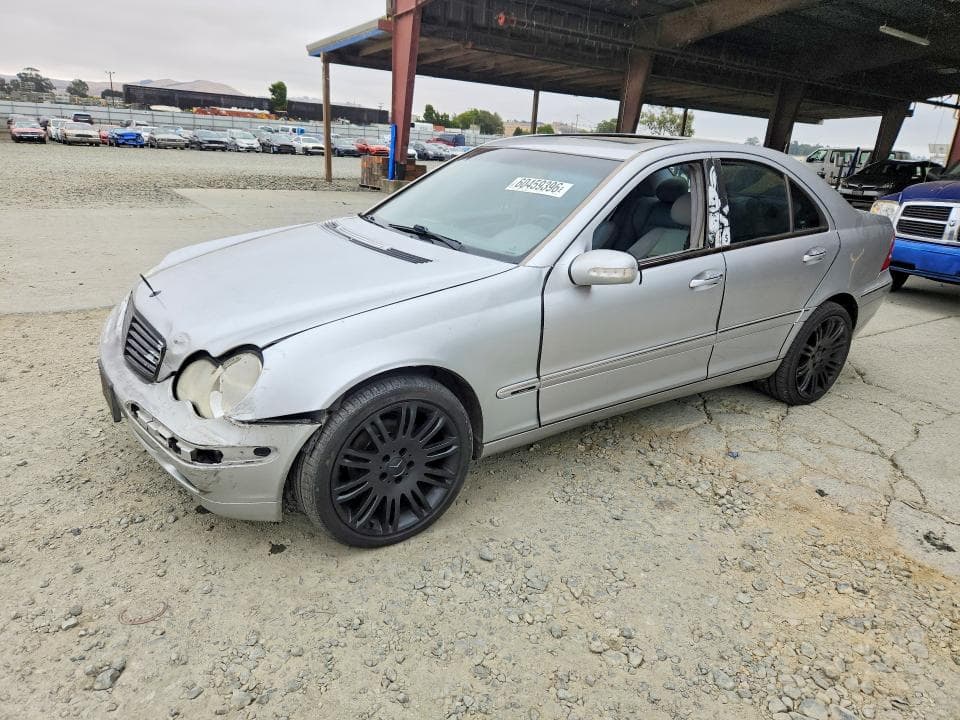 2003 MERCEDES-BENZ C 240