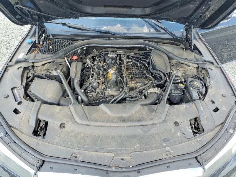 2016 BMW 740 I