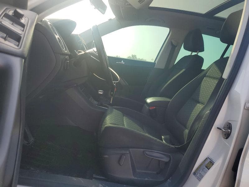 2009 VOLKSWAGEN TIGUAN S