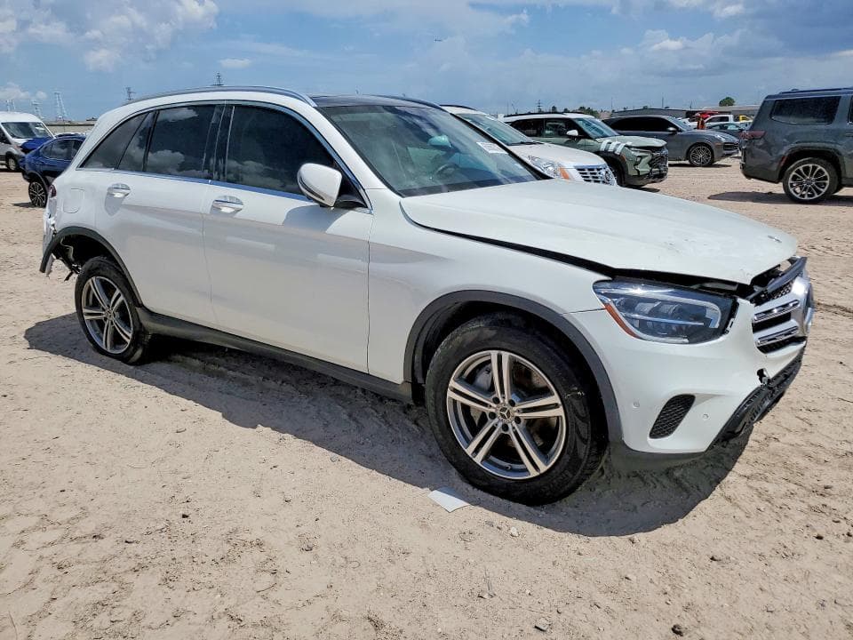 2022 MERCEDES-BENZ GLC 300