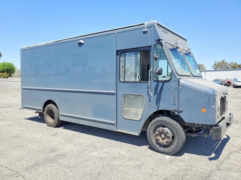 2021 FREIGHTLINER CHASSIS M LINE WALK-IN VAN