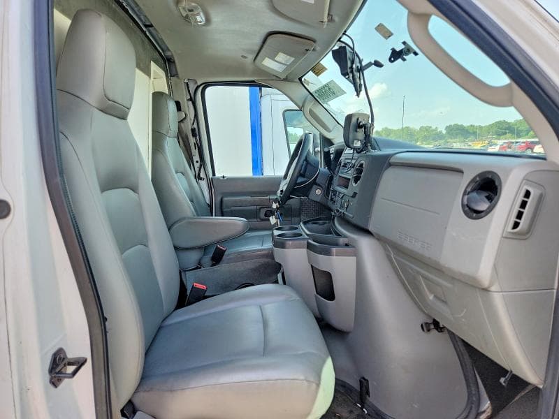 2023 FORD E350 REFRIGERATED BOX TRUCK