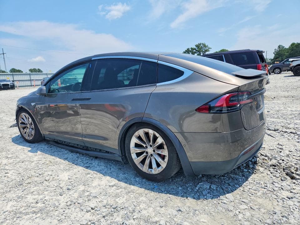 2016 TESLA MODEL X