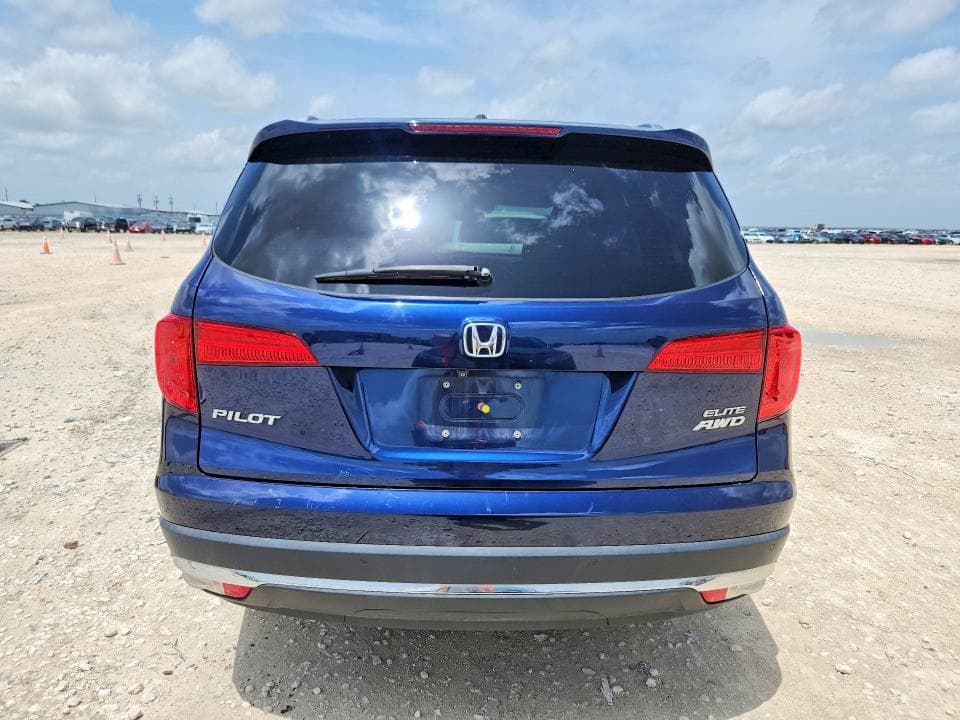 2017 HONDA PILOT ELITE