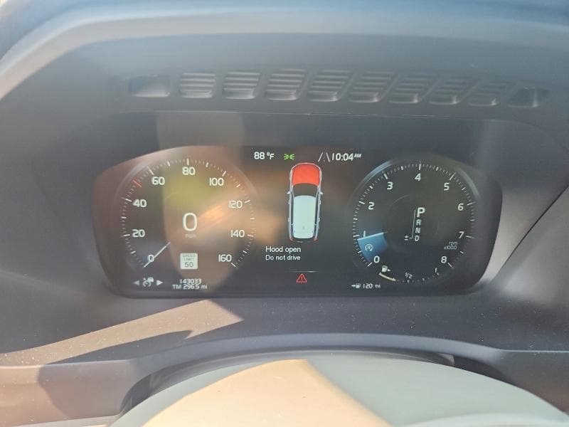 2022 VOLVO XC90 T5 MOMENTUM