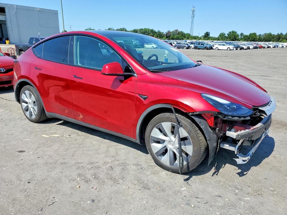 2024 TESLA MODEL Y