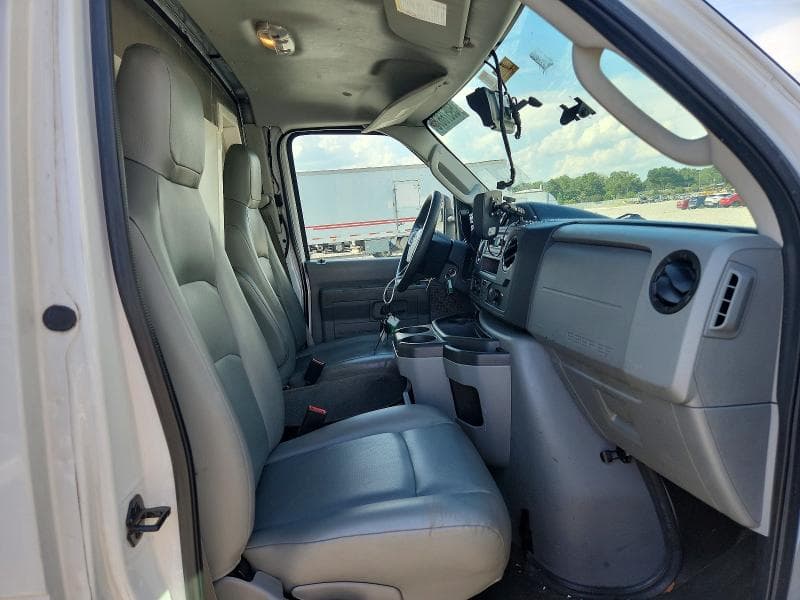 2023 FORD E350 REFRIGERATED BOX TRUCK