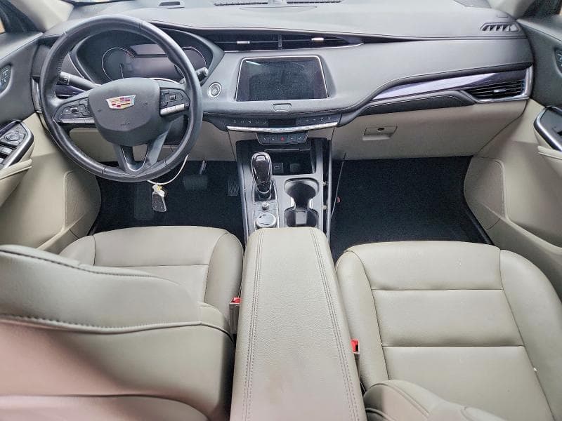 2023 CADILLAC XT4 LUXURY
