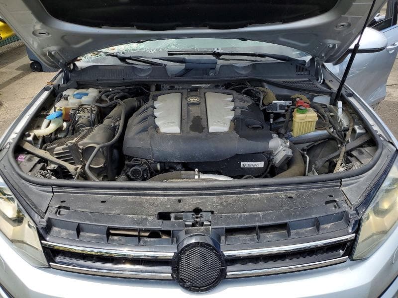 2012 VOLKSWAGEN TOUAREG V6 TDI