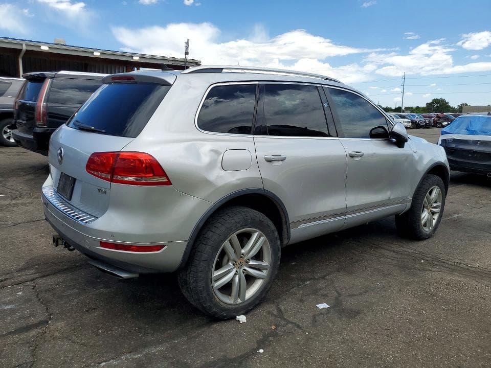 2012 VOLKSWAGEN TOUAREG V6 TDI