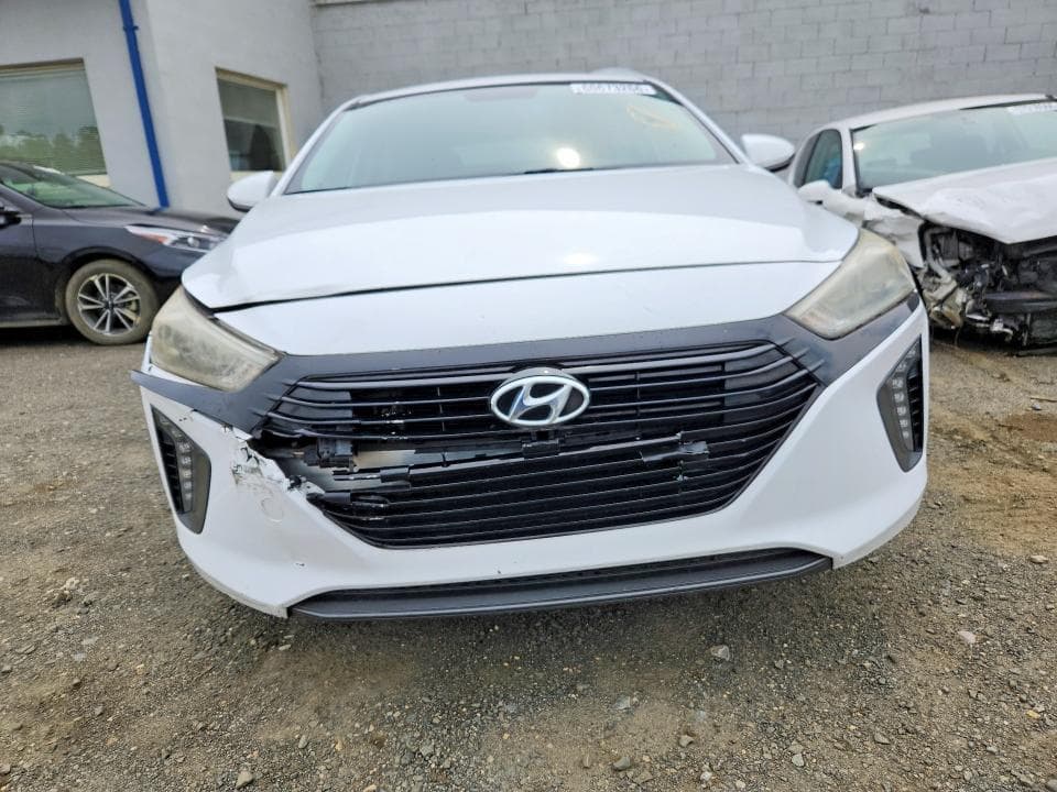 2017 HYUNDAI IONIQ SEL
