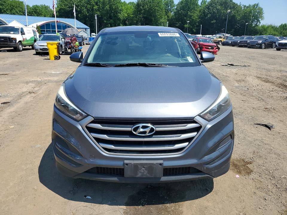 2018 HYUNDAI TUCSON SE