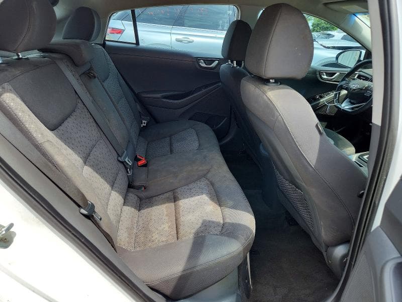 2017 HYUNDAI IONIQ SEL