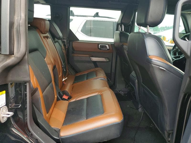 2023 FORD BRONCO BASE