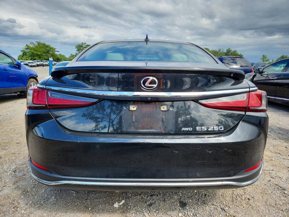 2022 LEXUS ES 250 BASE